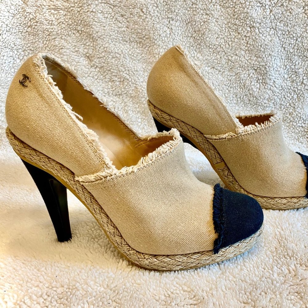 CHANEL Canvas Cap Toe Espadrille Booties (39.5) - Picture 9 of 15